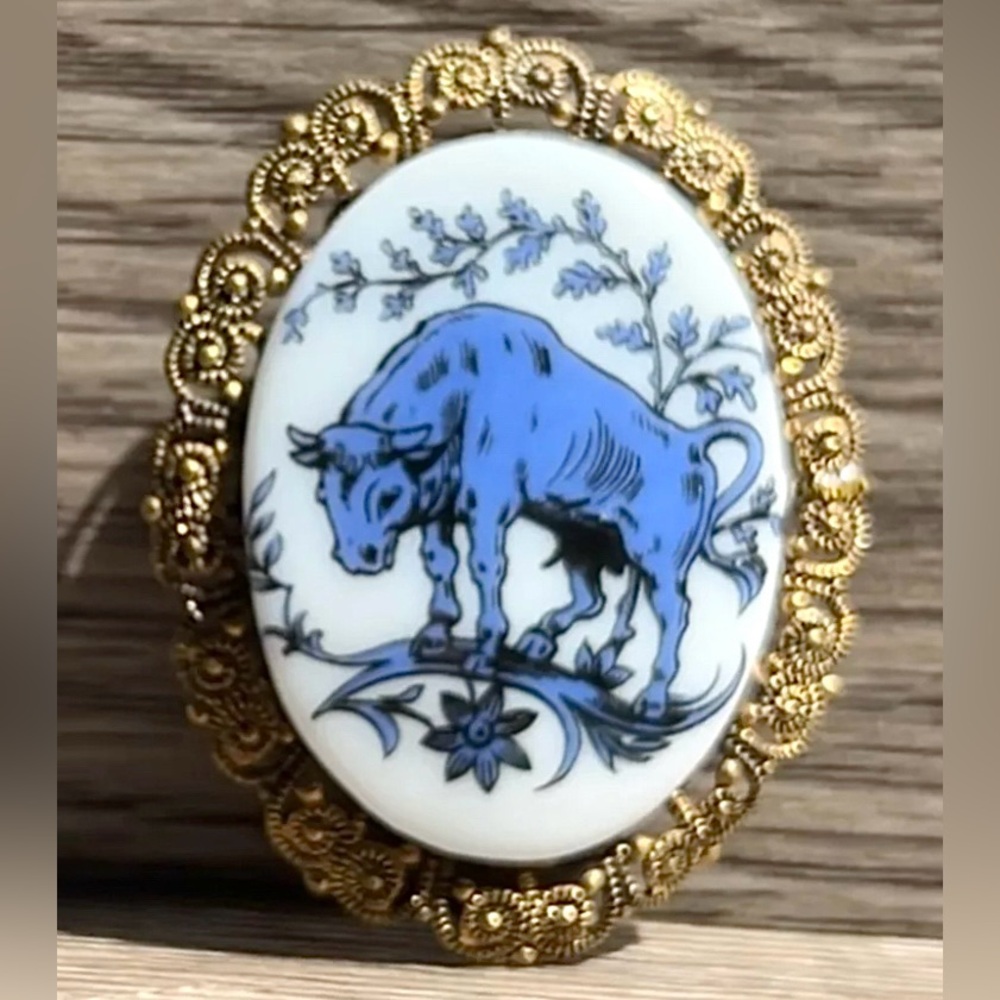 Antique Designer Western Germany Gold Tone Ceramic Bull Brooch